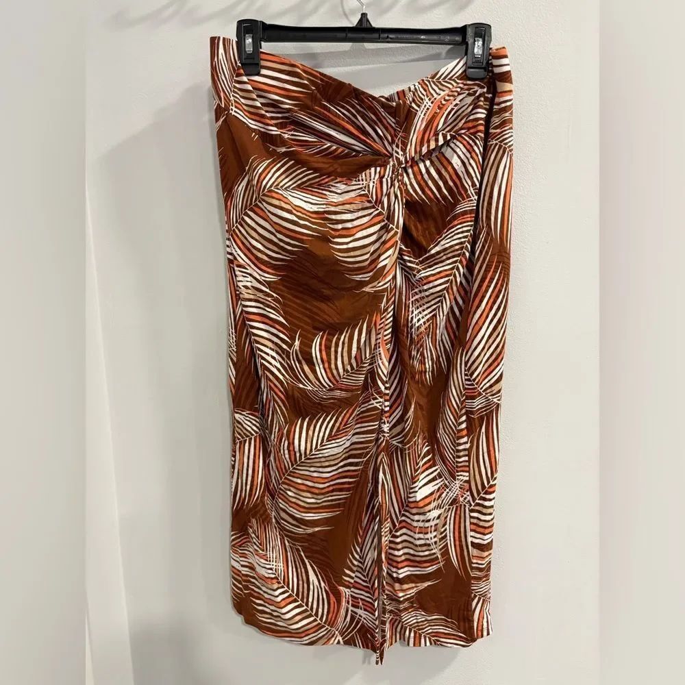 Liz Claiborne Tan and White Leaf Print Pencil Knotted Skirt